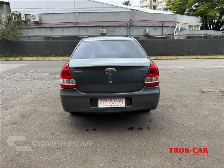 ETIOS 1.5 XS Sedan 16V