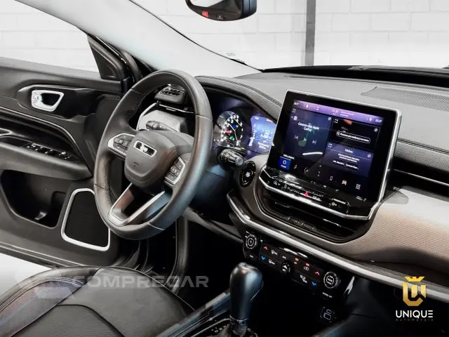 COMPASS - 1.3 T270 TURBO LONGITUDE AT6