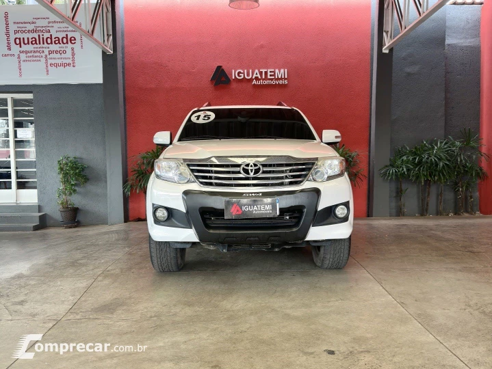 HILUX SW4 2.7 SR 7 LUGARES 4X2 16V FLEX 4P AUTOMÁTICO