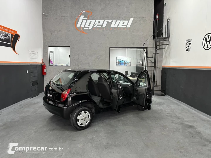CELTA 1.0 MPFI LT 8V