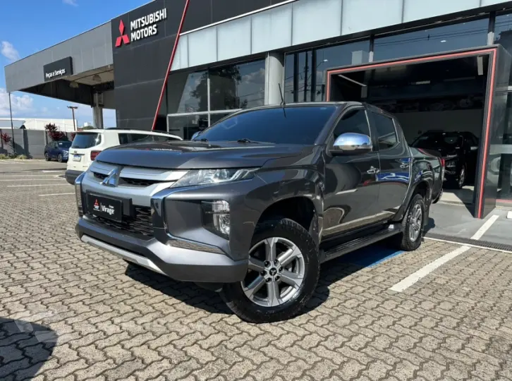 L200 TRITON 2.4 16V Turbo Sport HPE CD 4X4