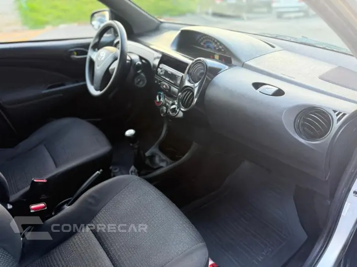 ETIOS X Sedan 1.5 Flex 16V 4p Mec.