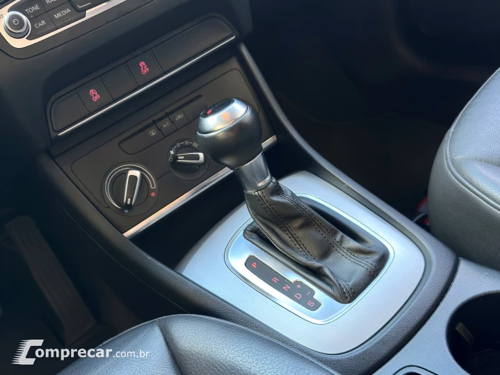 Q3 1.4 TFSI ATTRACTION GASOLINA 4P S TRONIC