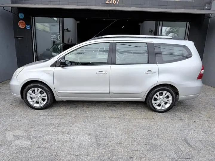 GRAND LIVINA 1.8 S 16V FLEX 4P MANUAL