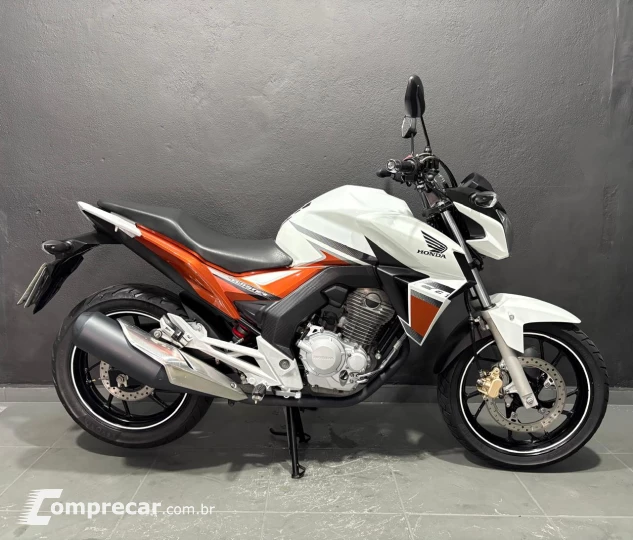 CB 250 TWISTER CBS