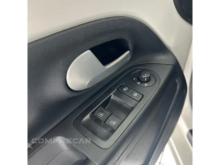 UP 1.0 TSI MOVE UP 12V FLEX 4P MANUAL