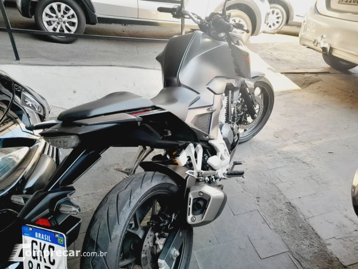 CB 300F Twister Flex