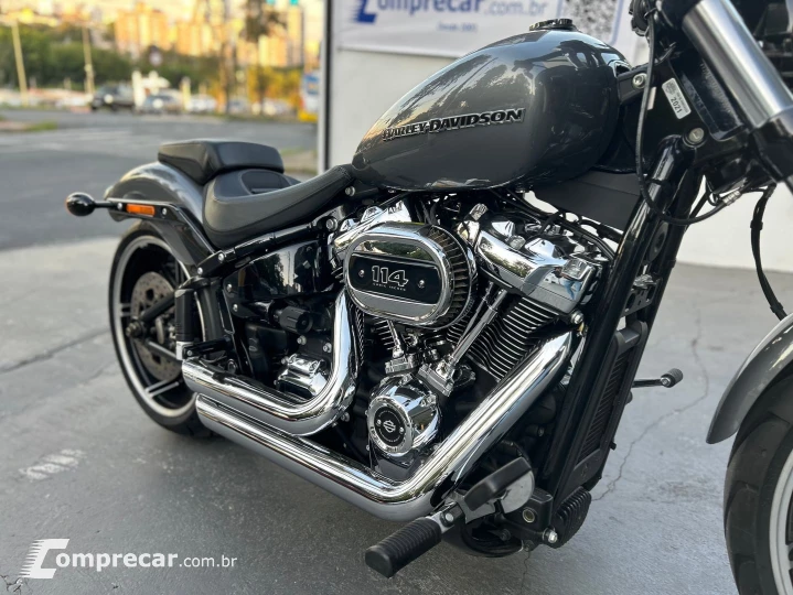 Softail Breakout 114