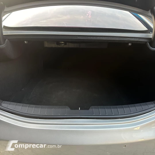 AZERA 3.0 MPFI GLS V6 24V