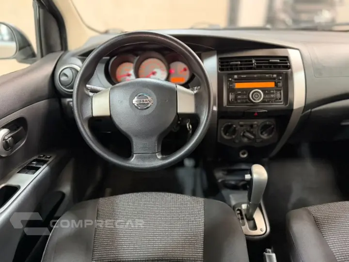 Livina 1.8 16V 4P S FLEX AUTOMÁTICO