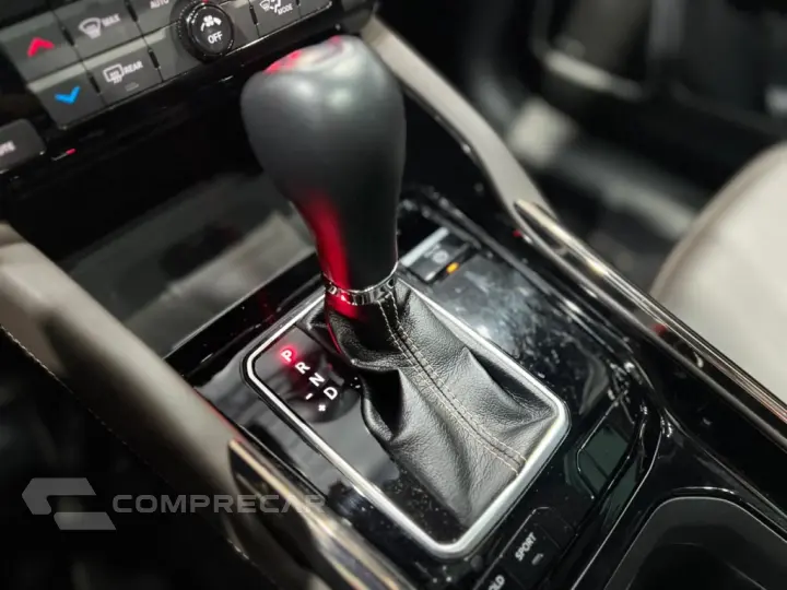 COMMANDER 1.3 T270 TURBO FLEX OVERLAND AT6