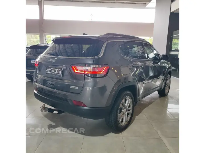 COMPASS 2.0 TD350 TURBO DIESEL LONGITUDE AT9