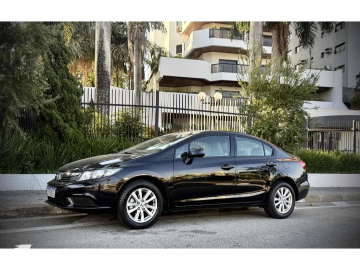 CIVIC 1.8 LXS 16V FLEX 4P MANUAL