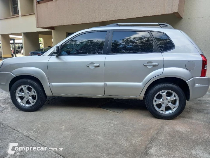 TUCSON 2.0 MPFI GLS 4X2 16V 143cv 2WD
