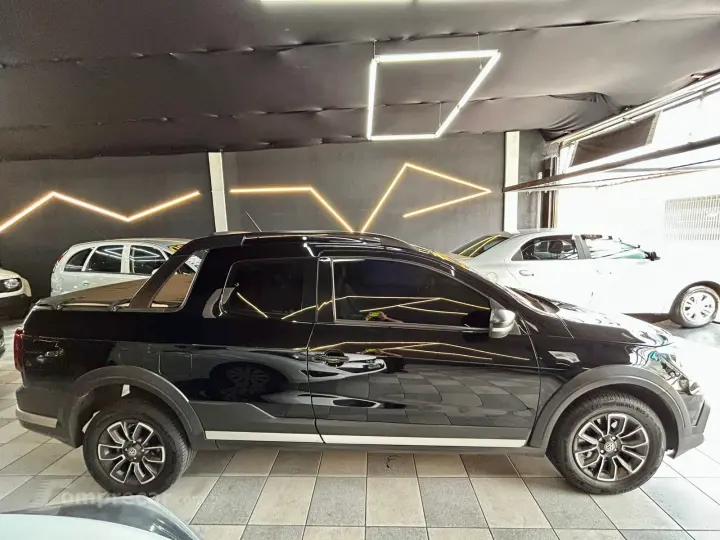 SAVEIRO 1.6 VHT Cross CE 8V