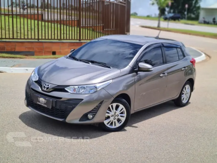 YARIS 1.3 16V FLEX XL MANUAL
