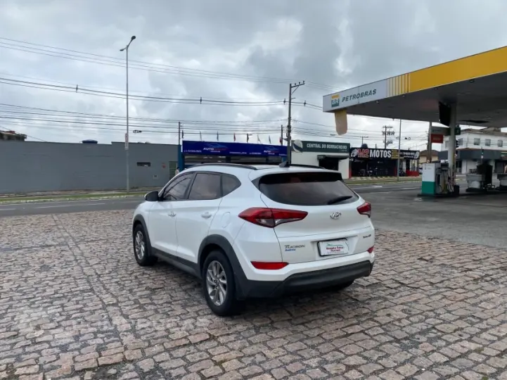 TUCSON 2.0 MPFI GLS 16V 143cv 2WD