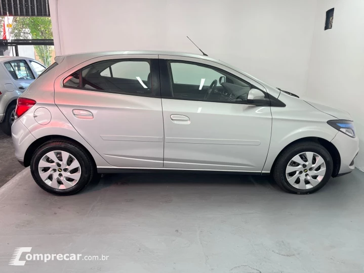 ONIX HATCH LT 1.4 8V FlexPower 5p Mec.