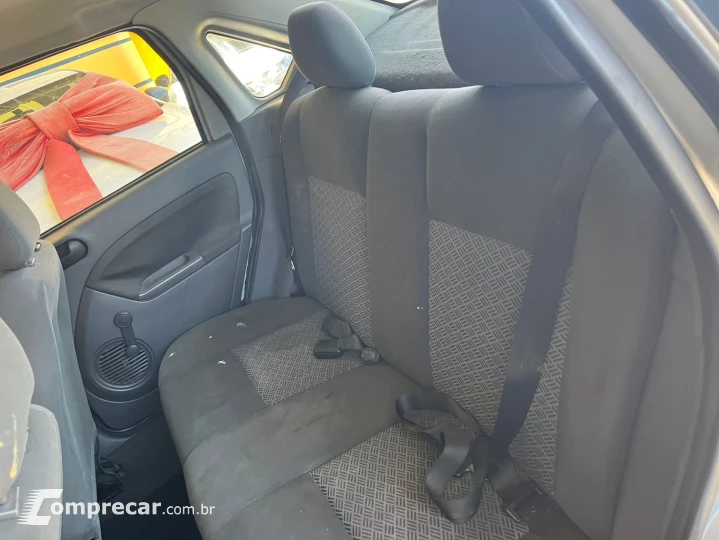 FIESTA 1.6 MPI Class Sedan 8V