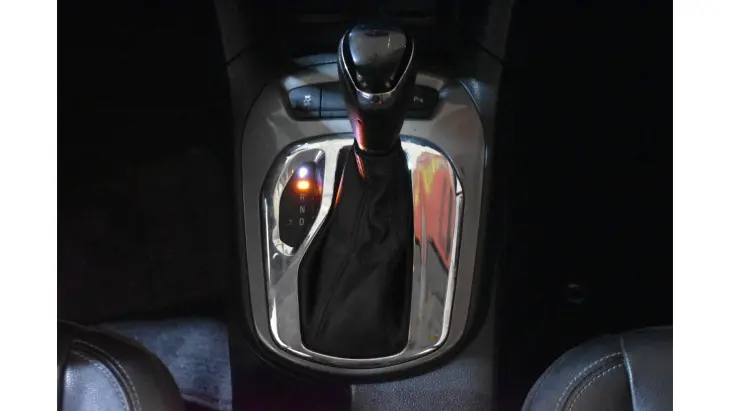 CRUZE HATCH - 1.4 TURBO SPORT6 LTZ 16V 4P AUTOMÁTICO