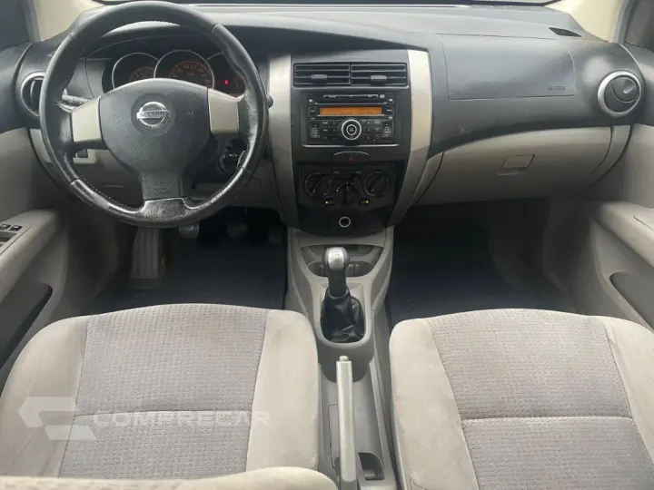 LIVINA 1.6 16V Flex Fuel 5p