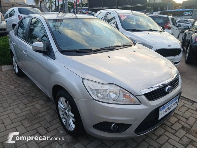 FOCUS SEDAN - 2.0 GLX SEDAN 16V 4P MANUAL