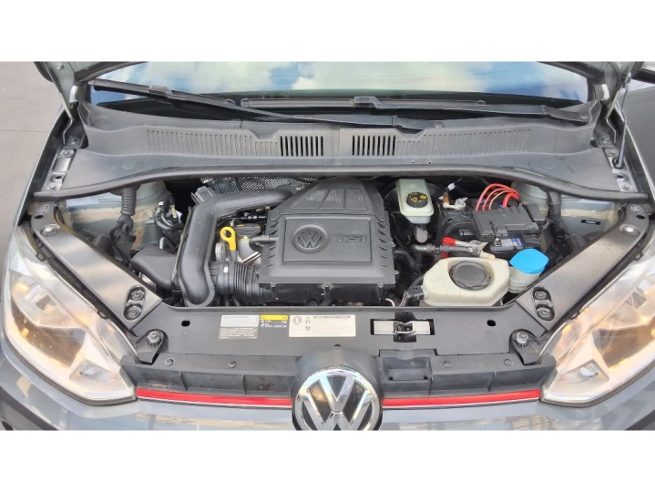 UP 1.0 CROSS TSI TOTAL 12V 5P FLEX