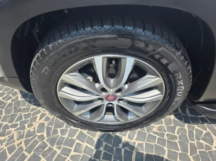 TORO 2.0 16V Turbo Volcano 4WD