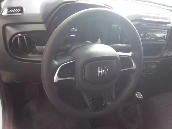 STRADA 1.3 FIREFLY FLEX FREEDOM CS MANUAL