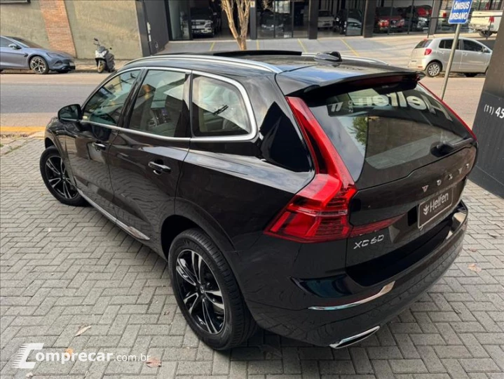 XC60 2.0 T8 Hybrid Momentum AWD Geartronic