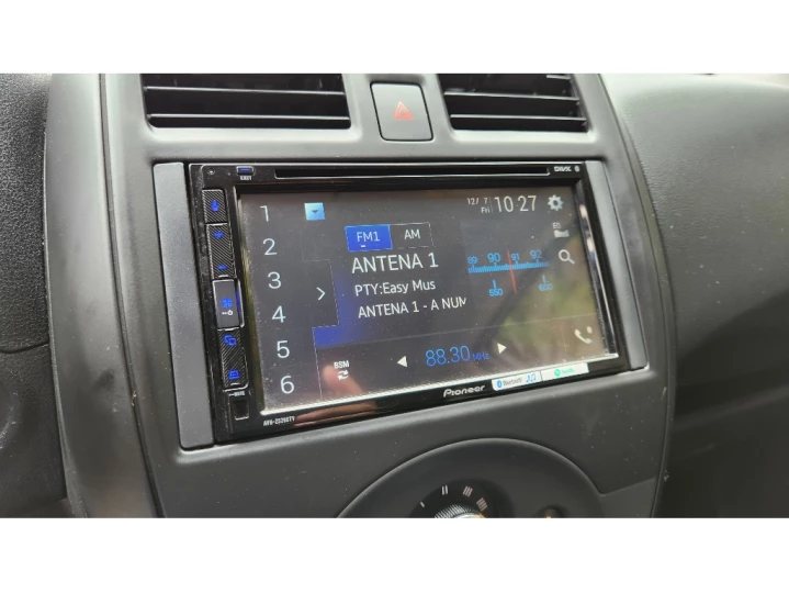 VERSA 1.6 16V FLEX V-DRIVE MANUAL