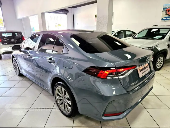 Corolla XEi 2.0 Flex 16V Aut.