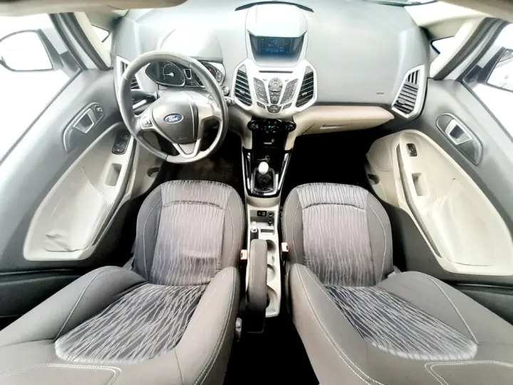 EcoSport TITANIUM 1.6 16V Flex 5p