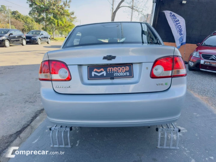 Classic Sedan 1.0 4P VHCE FLEX LS
