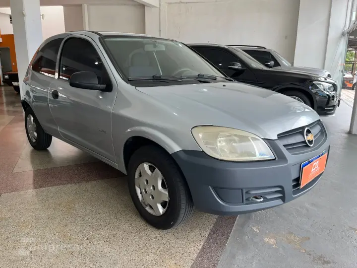 CELTA 1.0 MPFI Life 8V