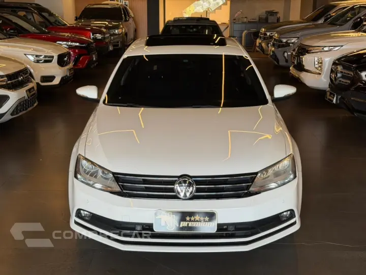 JETTA 2.0 TSI HIGHLINE 211CV GASOLINA 4P TIPTRONIC