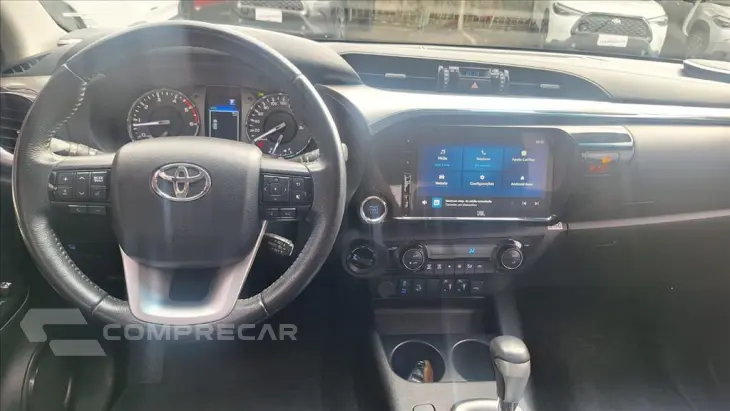 HILUX 2.8 D-4D TURBO DIESEL CD SRX PLUS 4X4 AUTOM