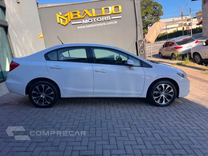 Civic Sedan LXS 1.8/1.8 Flex 16V Aut. 4p