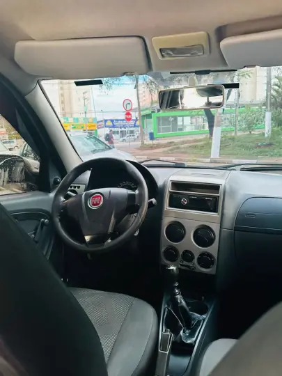 Palio Celebration 1.0 Fire Flex 8V 4p