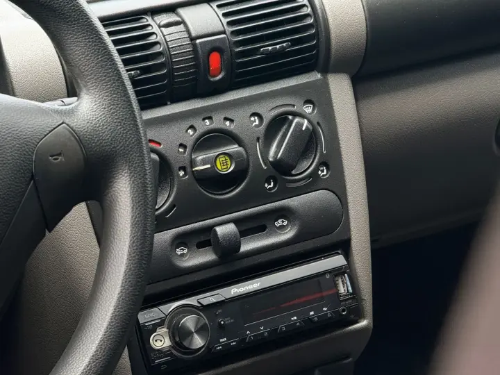 CLASSIC 1.0 MPFI LS 8V