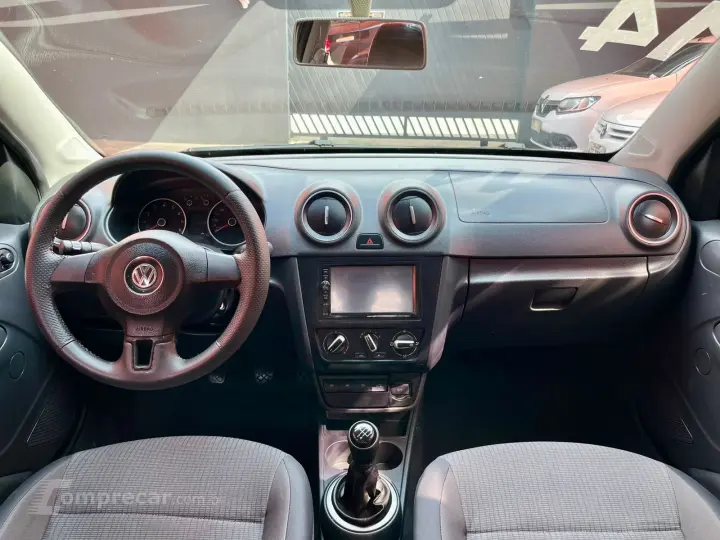 VOYAGE 1.6 MI City 8V