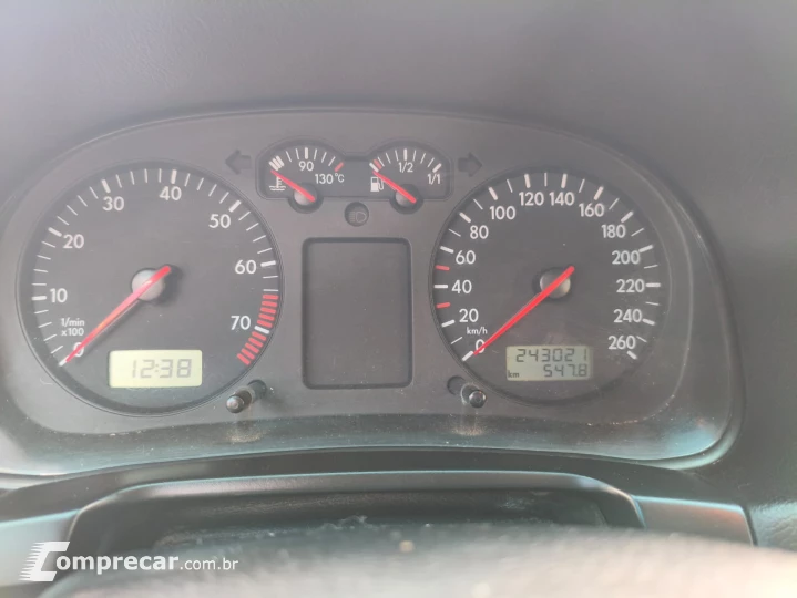 GOLF 1.6 MI 8V