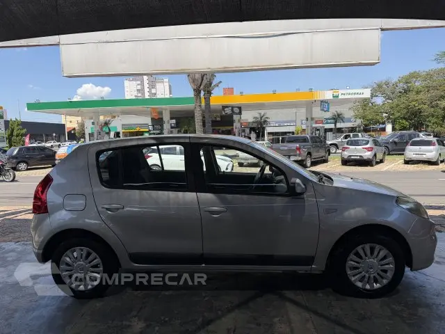SANDERO - 1.6 PRIVILÉGE 16V 4P AUTOMÁTICO