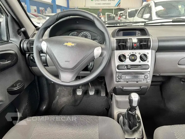 CLASSIC 1.0 MPFI LS 8V FLEX 4P MANUAL