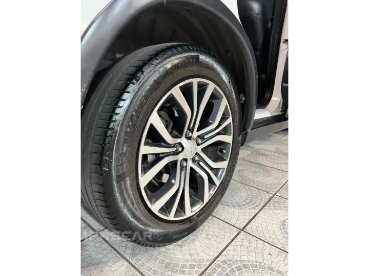 OUTLANDER 2.2 4X4 16V DIESEL 4P AUTOMÁTICO