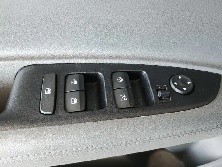 HB20S 1.0 12V FLEX COMFORT PLUS MANUAL