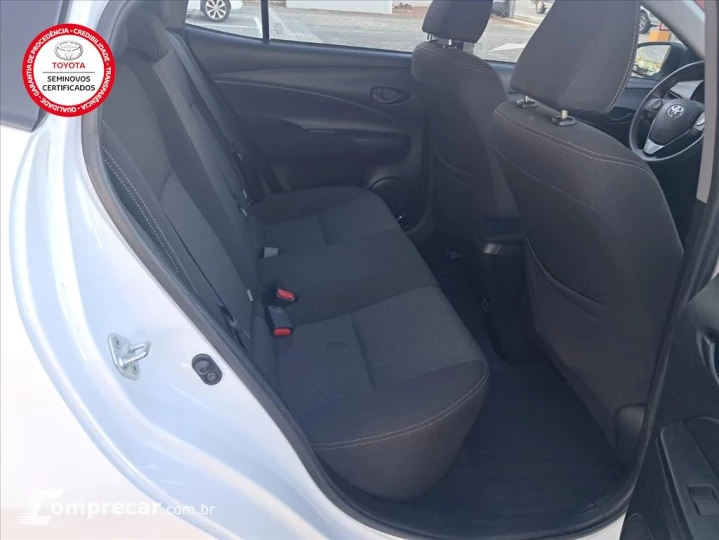 YARIS 1.5 16V FLEX SEDAN XL LIVE MULTIDRIVE