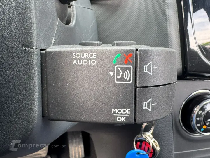 SANDERO 1.6 16V SCE Stepway Iconic