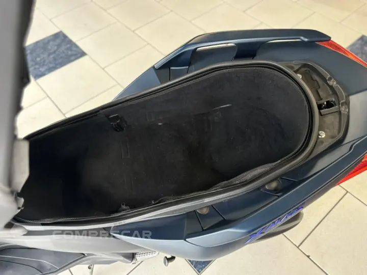 XMAX 250 ABS