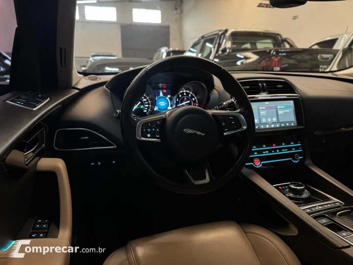 F-PACE 2.0 16V Turbo Prestige AWD